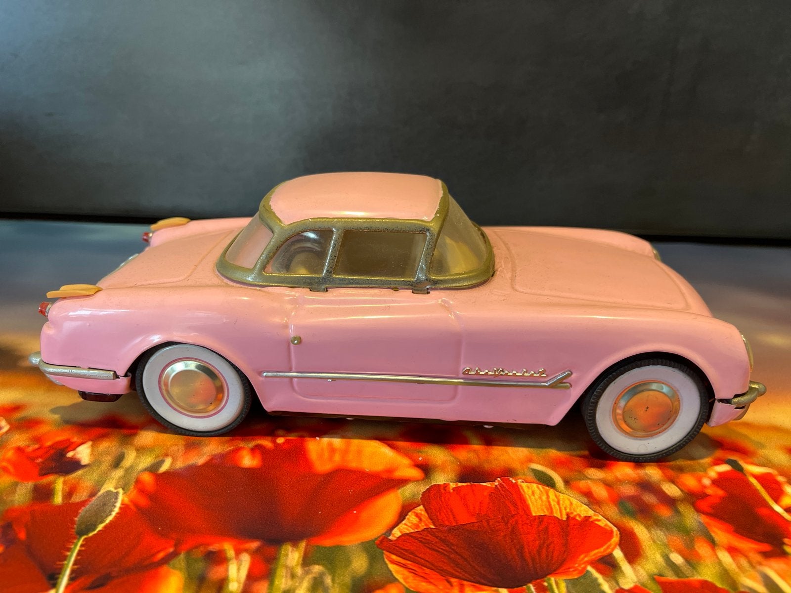 Roze Chevrolet Corvette Speelgoedauto - Made in China, Kinderen en Baby's, Speelgoed | Speelgoedvoertuigen, Ophalen of Verzenden
