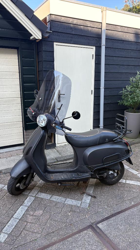 Scooter IVA donker grijs, Fietsen en Brommers, Gebruikt, Benzine, Ophalen, Overige merken