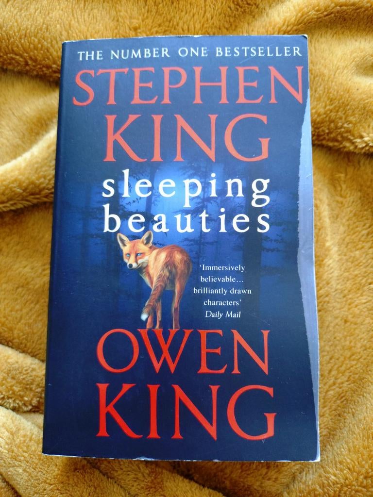 Owen King - Sleeping Beauties, Ophalen of Verzenden, Gelezen, Owen King