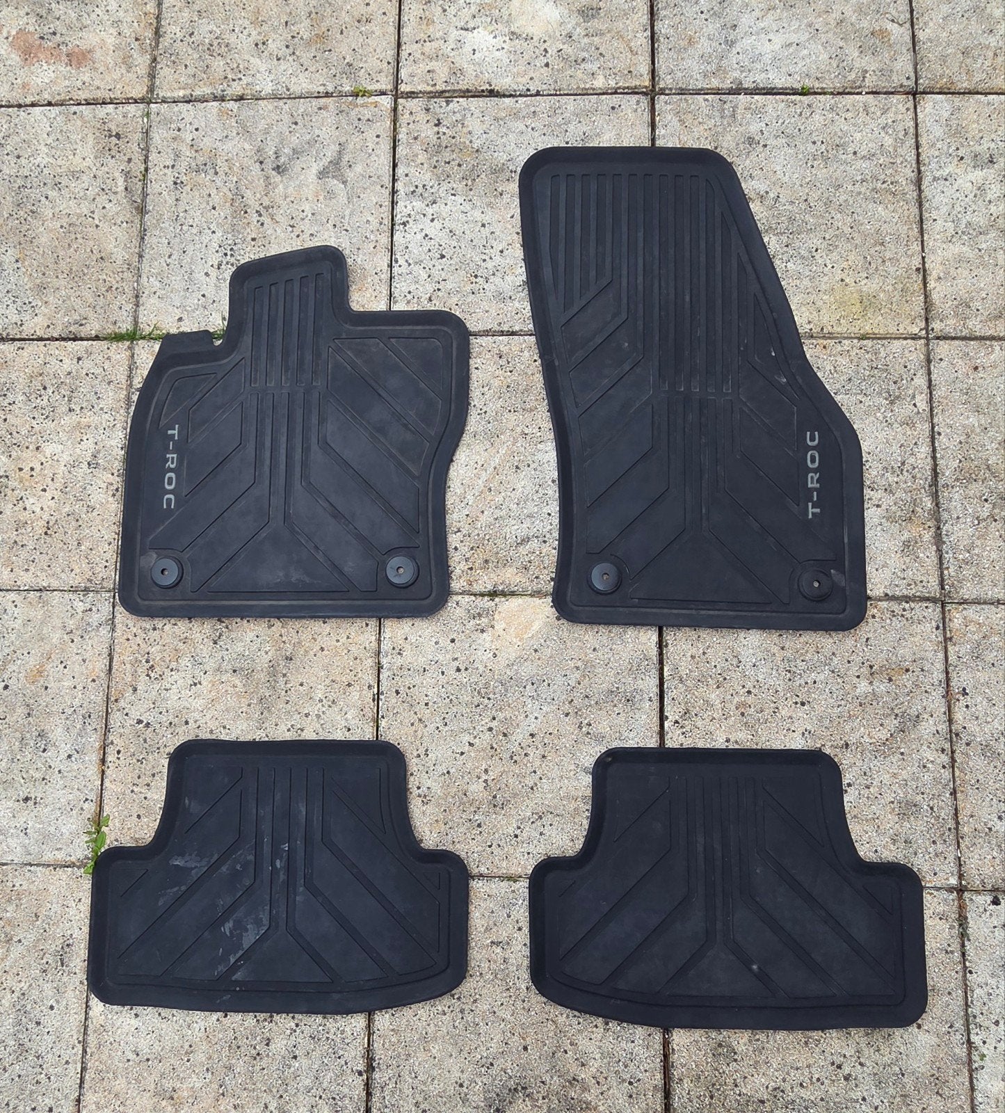 VW T-Roc rubberen mattenset 2020 + kofferbakmat, Auto diversen, Automatten, Ophalen of Verzenden, Gebruikt