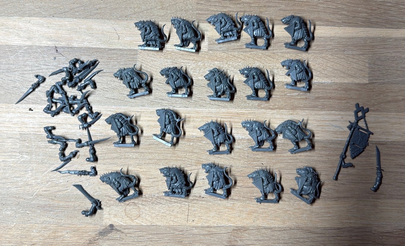 Warhammer Skaven 20x clanrats #1, Ophalen of Verzenden, Zo goed als nieuw, Warhammer
