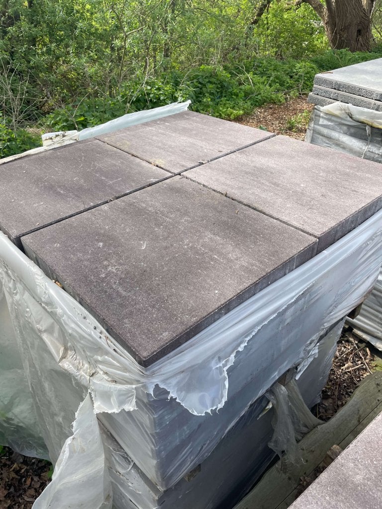 Laatste partij 21,5m² B-keus Squaretops 50x50 grijs/zwart, Tuin en Terras, Tegels en Klinkers, Niet ingevuld, Niet ingevuld, Nieuw