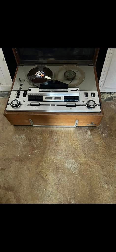 Grundig bandrecorder, Ophalen