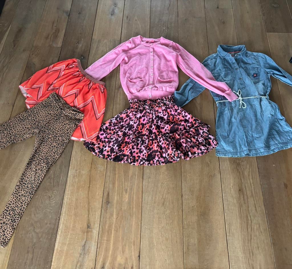 Kleding 134-140: jurk, rokken, legging en vest, Ophalen of Verzenden, Zo goed als nieuw, Meisje, Jurk of Rok