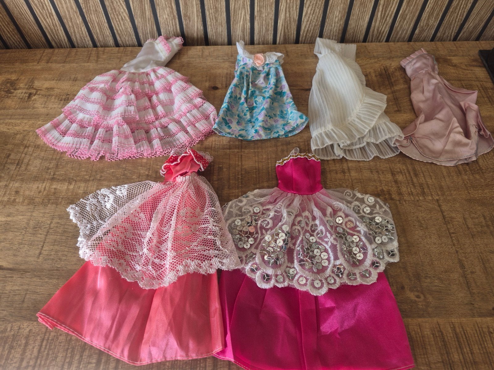 6Vintage Barbie jurkenVaste lage prijs€15euro, Verzamelen, Ophalen of Verzenden