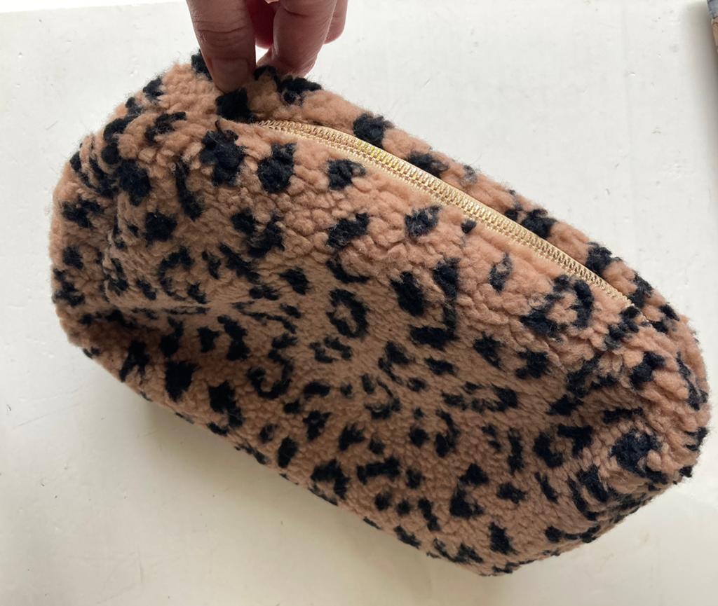 Panterprint toilettas goud leopard animal print zeeman, Ophalen of Verzenden, Nieuw, Beige