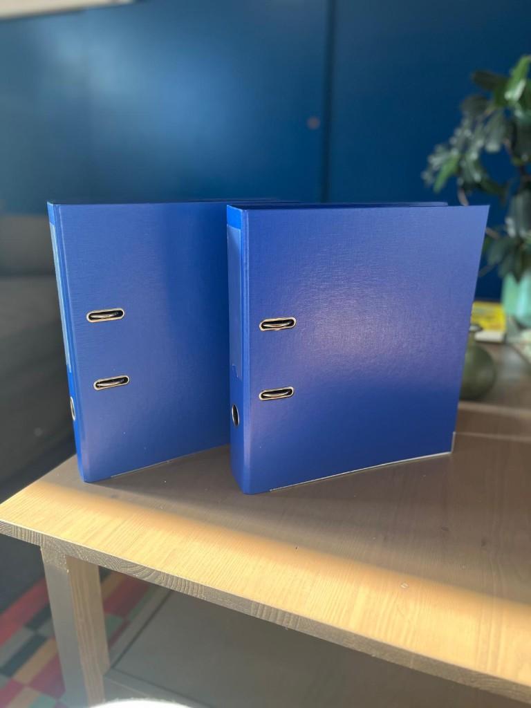 ordners, blauw, met tabbladen en plastic insteekhoezen., Ophalen, Zo goed als nieuw