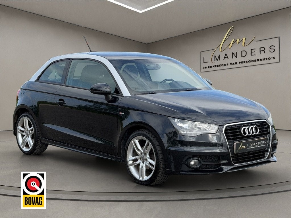 Audi A1 1.2 TFSI Ambition S-Line 2011 ZWART | Two-tone | Air, Auto's, Audi, Euro 5, 86 pk, Zwart, 4 cilinders