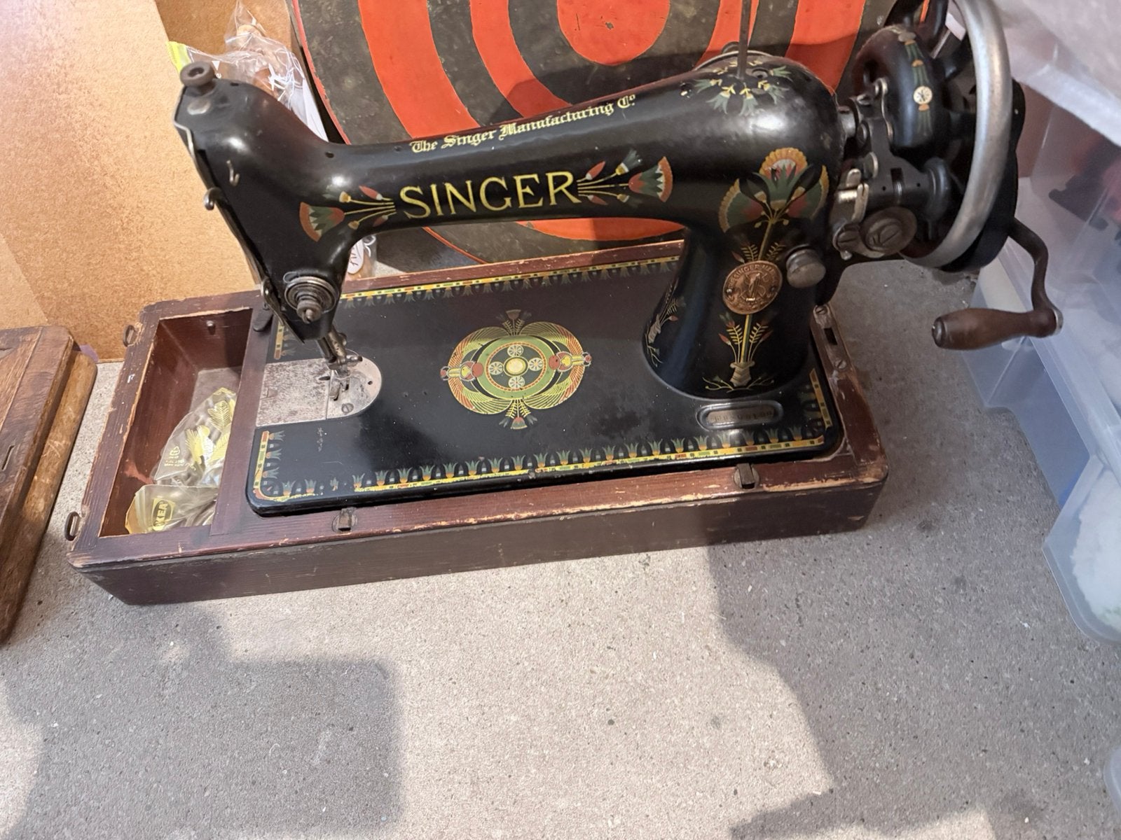 Antiek naaimachine oud, Antiek en Kunst, Antiek | Naaimachines, Ophalen