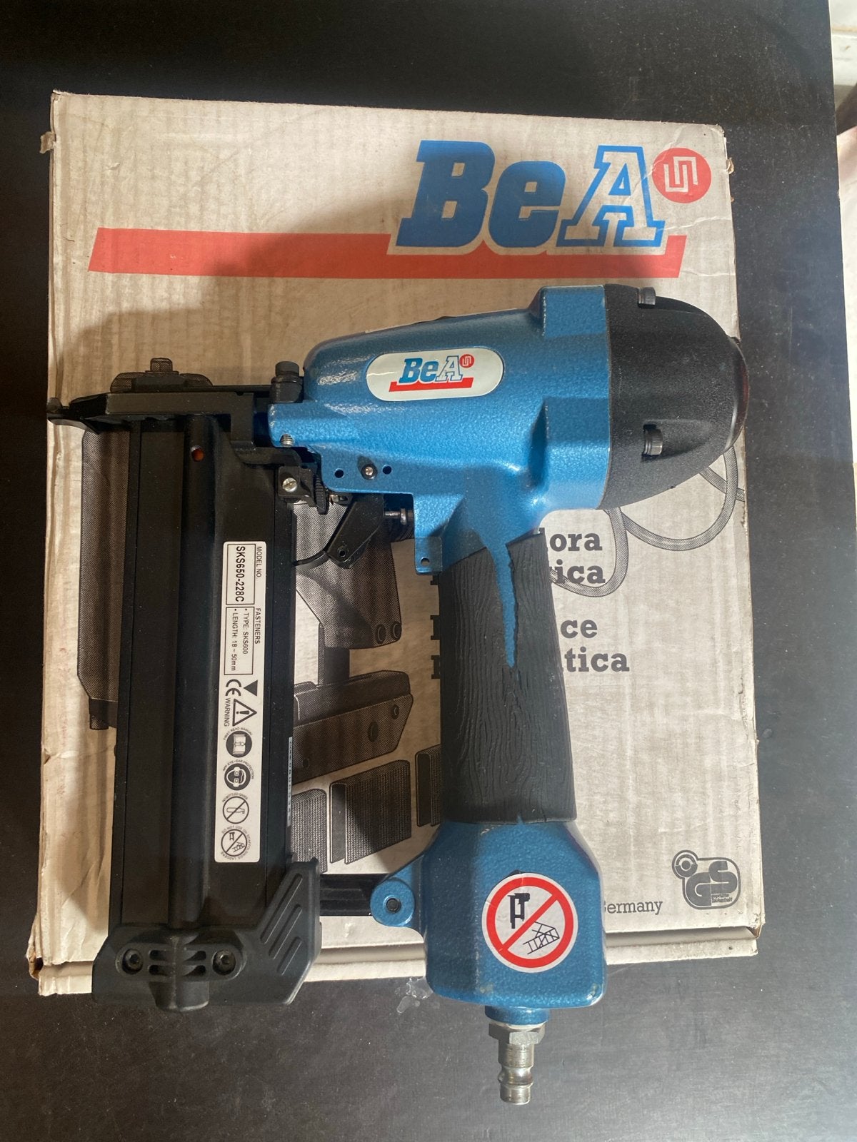 BeA SK860-228C Pneumatische Nietmachine, Ophalen of Verzenden, Nieuw