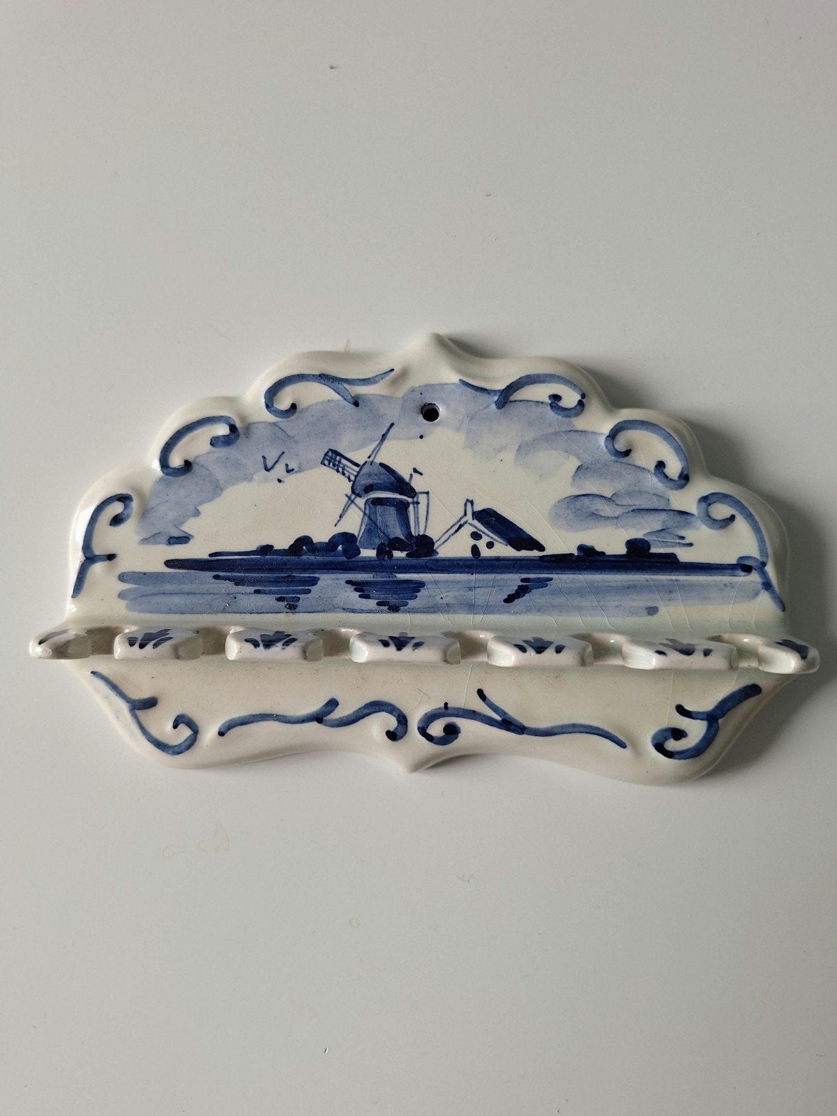 Delfts blauw handgeschilderd pijpenrekje met molen, Ophalen