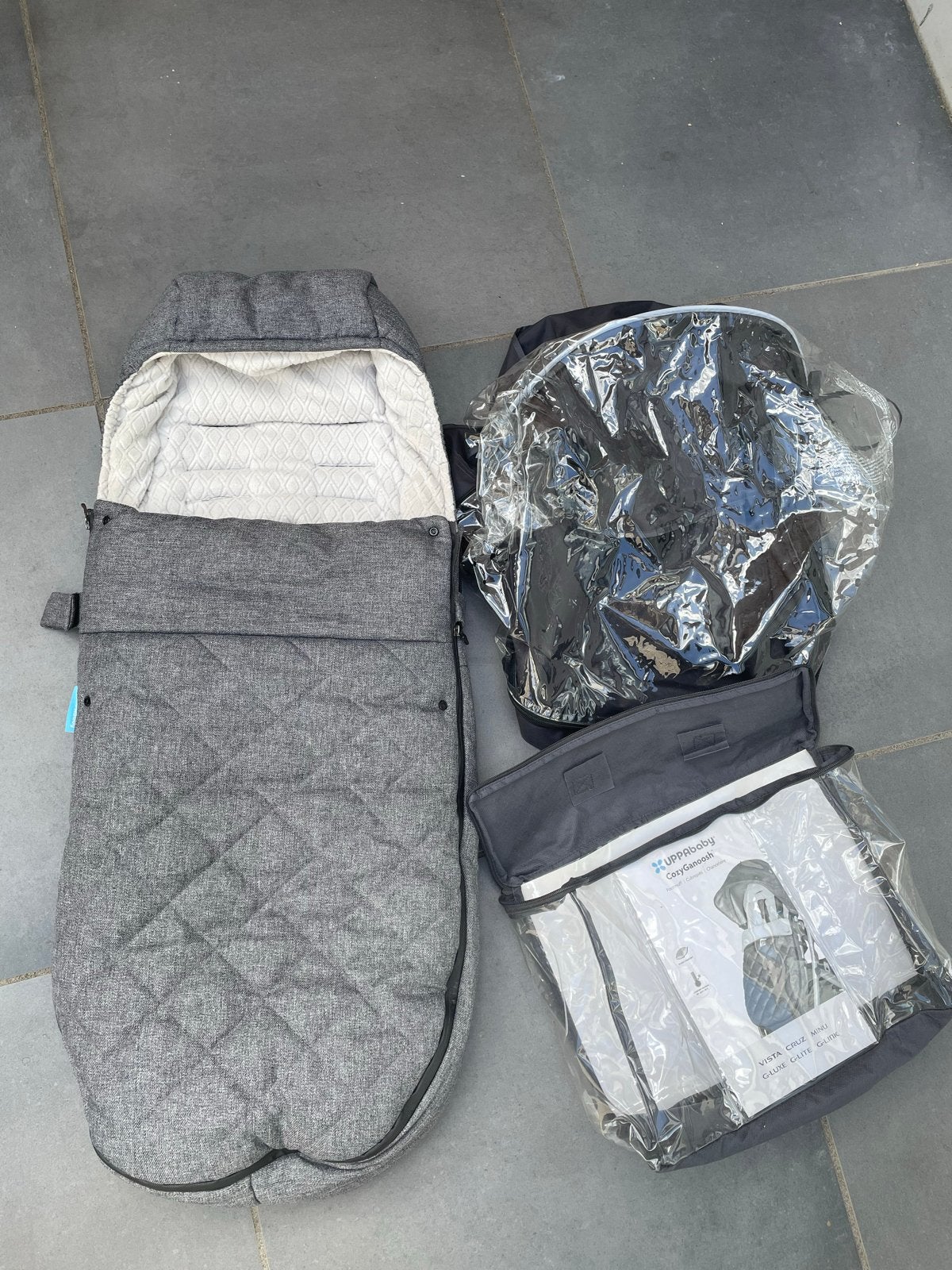 UPPAbaby CozyGanoosh voetenzak en regenhoes, Kinderen en Baby's, Kinderwagens en Combinaties, Ophalen of Verzenden, Zo goed als nieuw