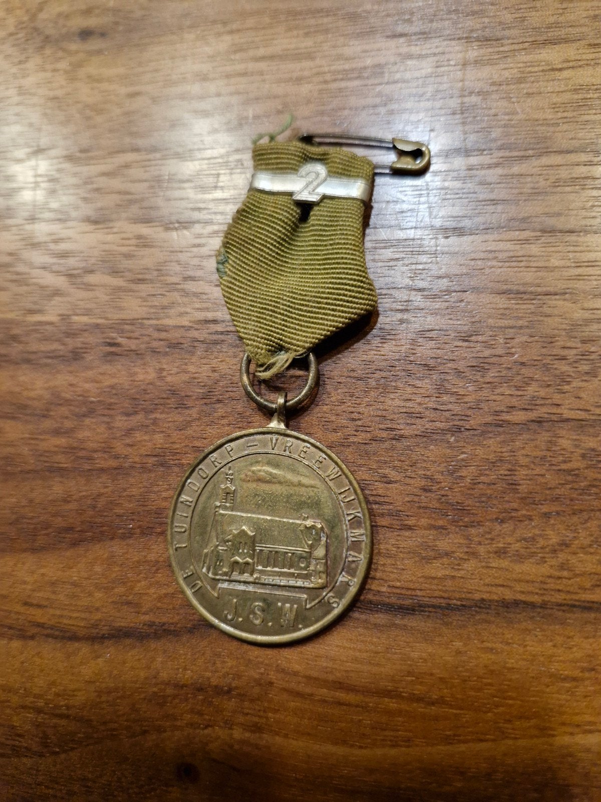 290 Oude Medaille Tuindorp Vreewijk J.S.W. met nummer 2, Ophalen of Verzenden