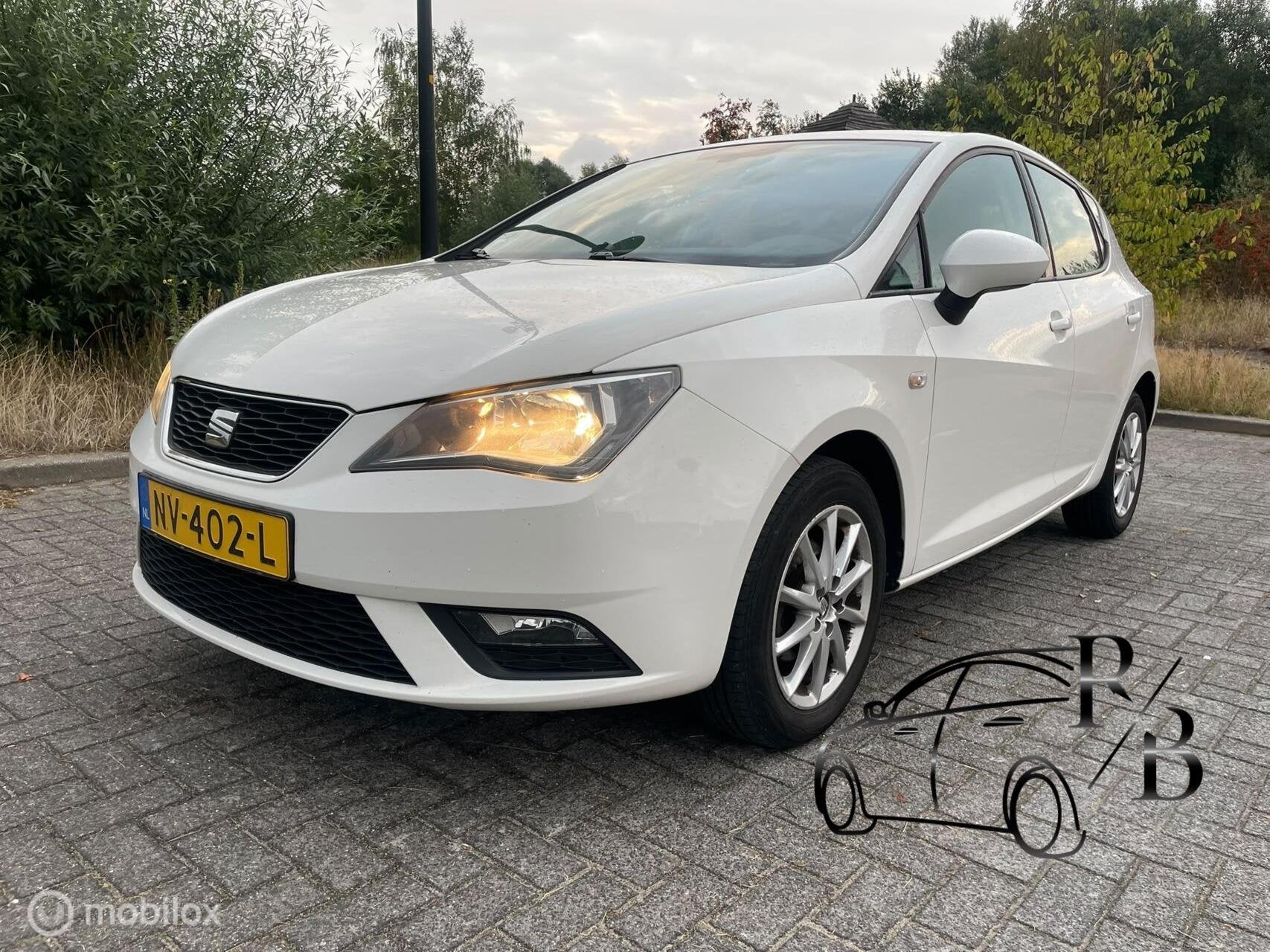 Seat Ibiza 1.4 TDI Style Connect NAVIGATIE AIRCO CRUISE, Voorwielaandrijving, Gebruikt, Bluetooth, 1055 kg