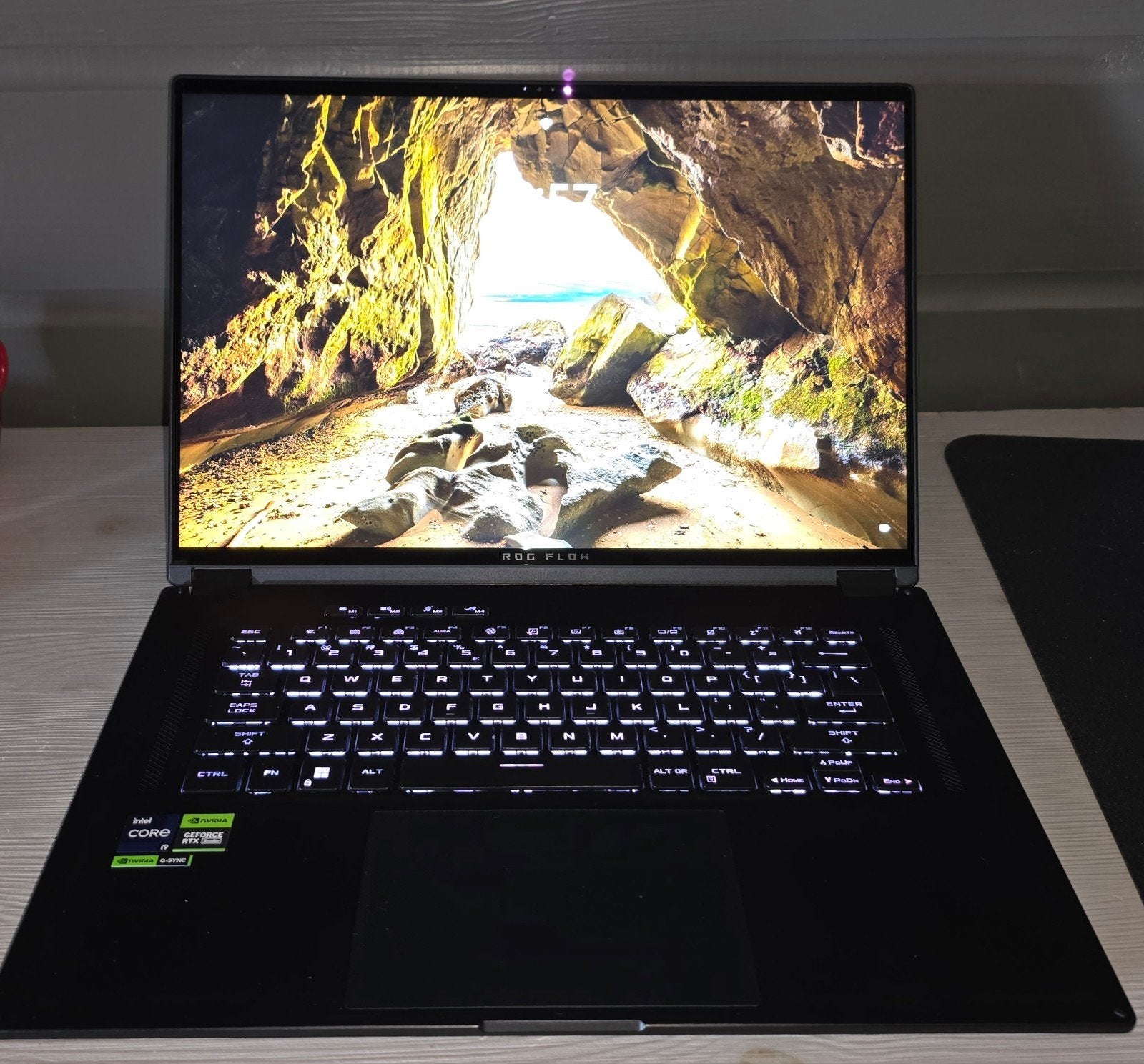 ASUS ROG Flow X16 - i9/ RTX 4060 1TB/ 240Hz, Computers en Software, Windows Laptops, Met touchscreen, Ophalen of Verzenden, Zo goed als nieuw