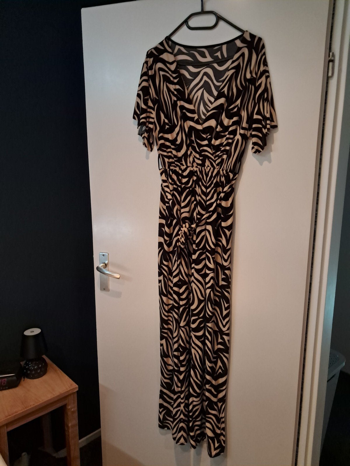 Dames jurken en jumpsuite's, Ophalen of Verzenden, Zo goed als nieuw, Maat 42/44 (L)