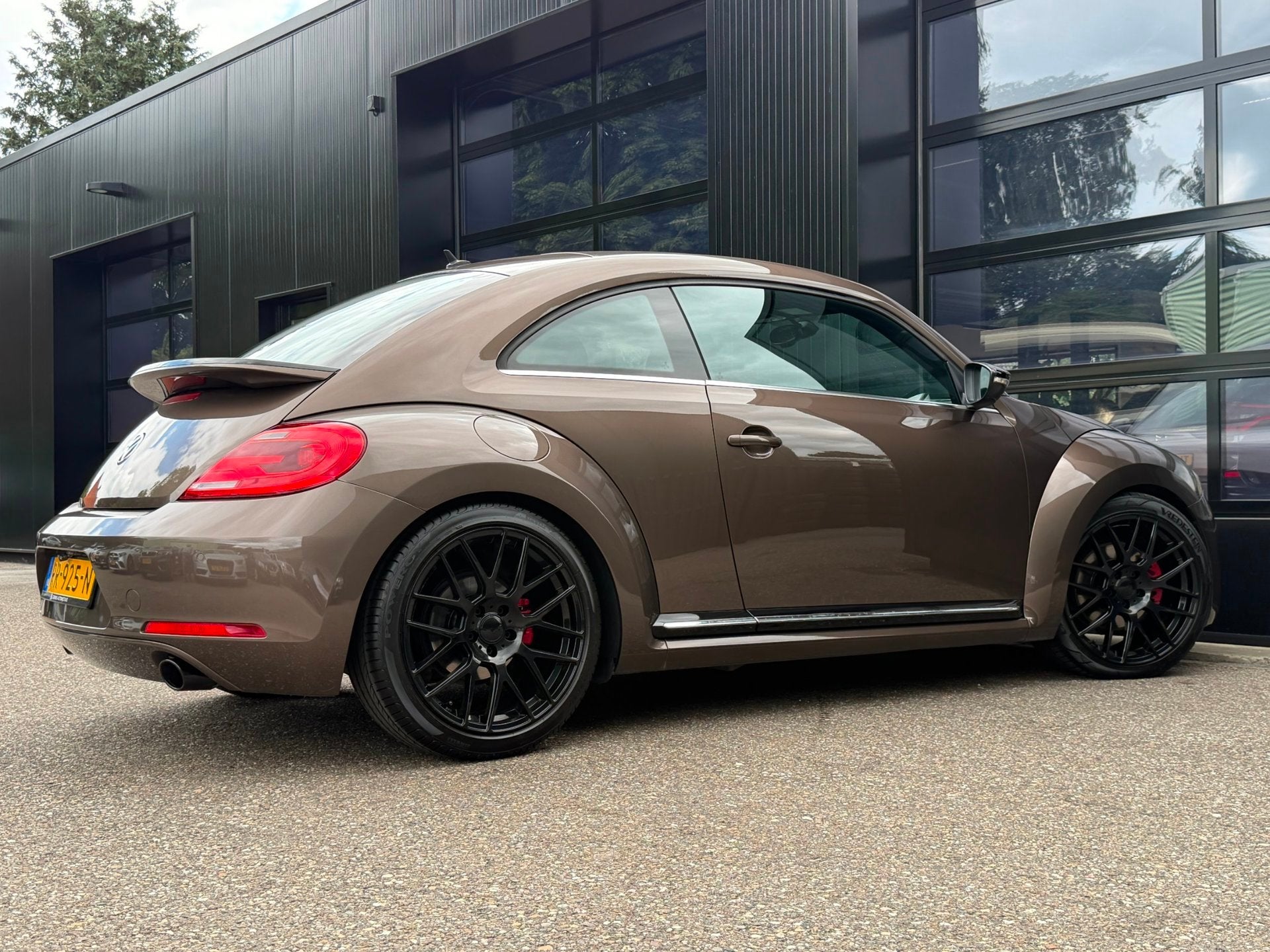 Volkswagen Beetle 2.0 TSI Sport Navi Camera Stoelverw Aut., Auto's, Volkswagen, Euro 5, Gebruikt, Beetle (Kever), 4 cilinders