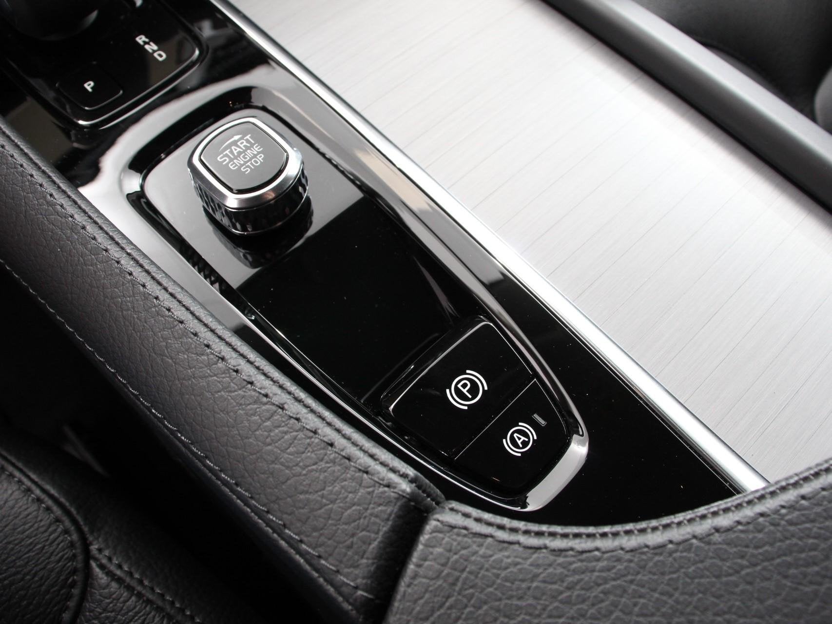Foto 21 van Volvo XC90 2.0 T8 Recharge AWD Inscription Expression 7p Led