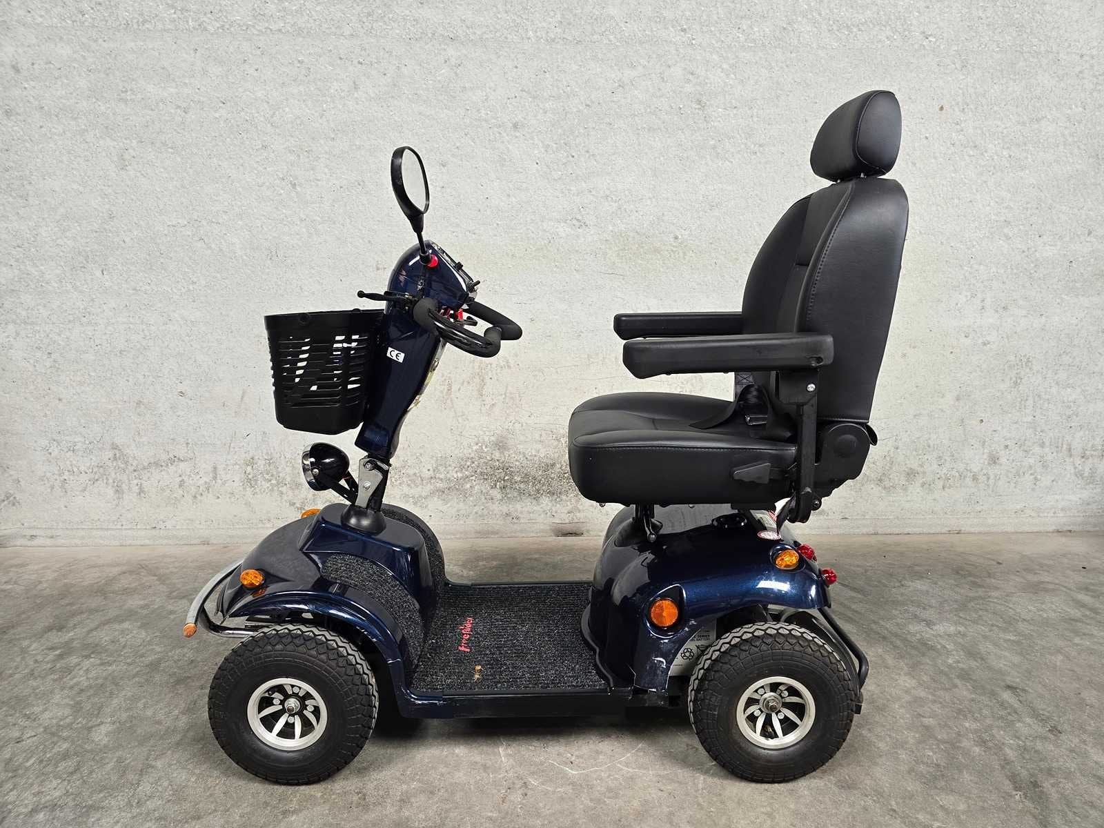 Tiger - 4 - scootmobiel - met oplader, Fietsen en Brommers, Brommers | Overige merken, Gebruikt, Tiger