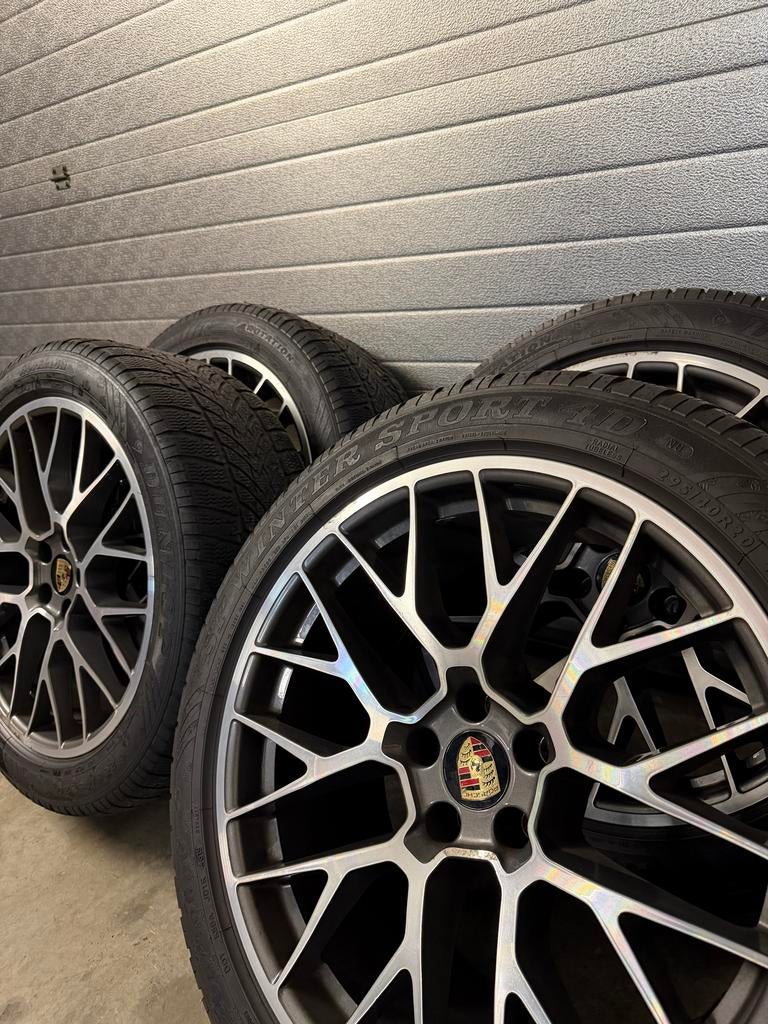 20 inch originele RS SPYDER Velgen Porsche Macan Winterbande, Gebruikt, 265 mm, Banden en Velgen, Terreinwagen