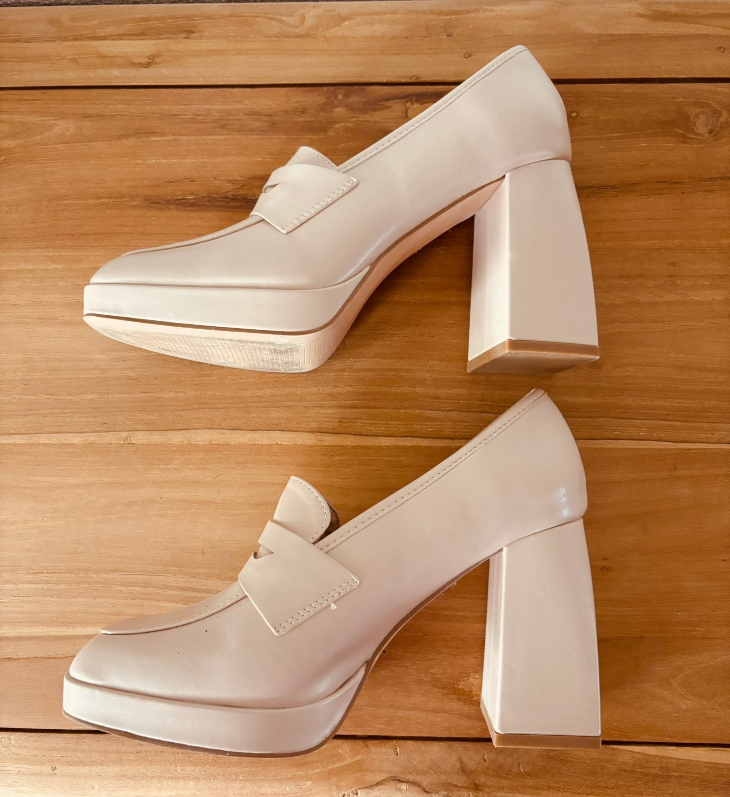 Mia pumps beige  39, Beige, Ophalen of Verzenden, Zo goed als nieuw, Schoenen met hoge hakken