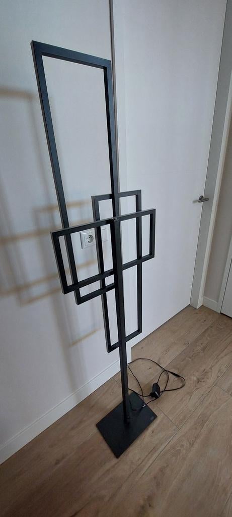 Wofi vloerlamp, Ophalen, Gebruikt, Metaal, Modern