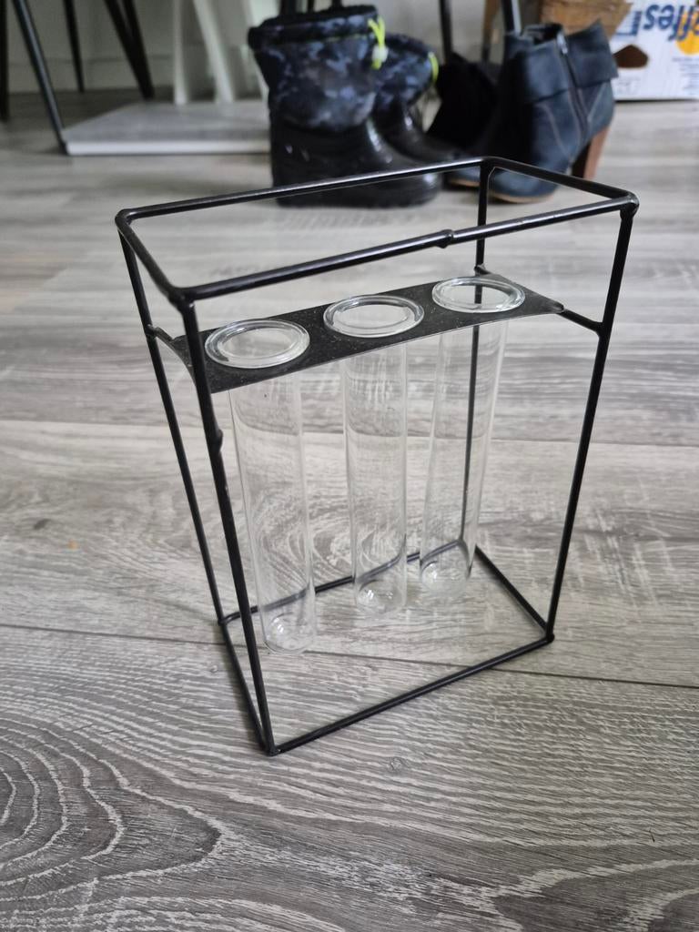 Stijlvolle vaas met reageerbuisjes - Zwart metaal, Ophalen of Verzenden