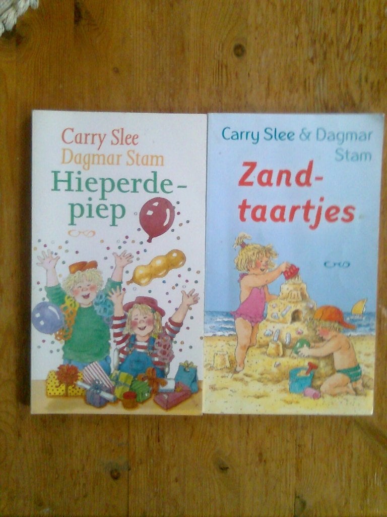 Hieperdepiep, en andere van Carry Slee, Boeken, Ophalen of Verzenden, Zo goed als nieuw, Fictie algemeen