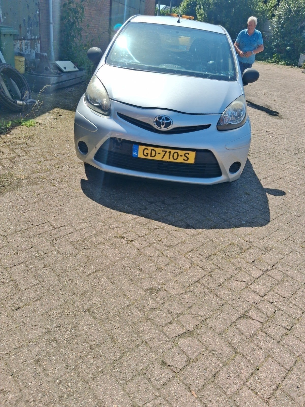 Gezocht: Voorruit Toyota Aygo 2008 / Peugeot 107, Auto-onderdelen, Ophalen of Verzenden