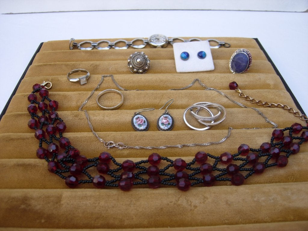 LOT VERSCHILLENDE ITEMS., Verzenden, Overige materialen, Overige typen, Met edelsteen