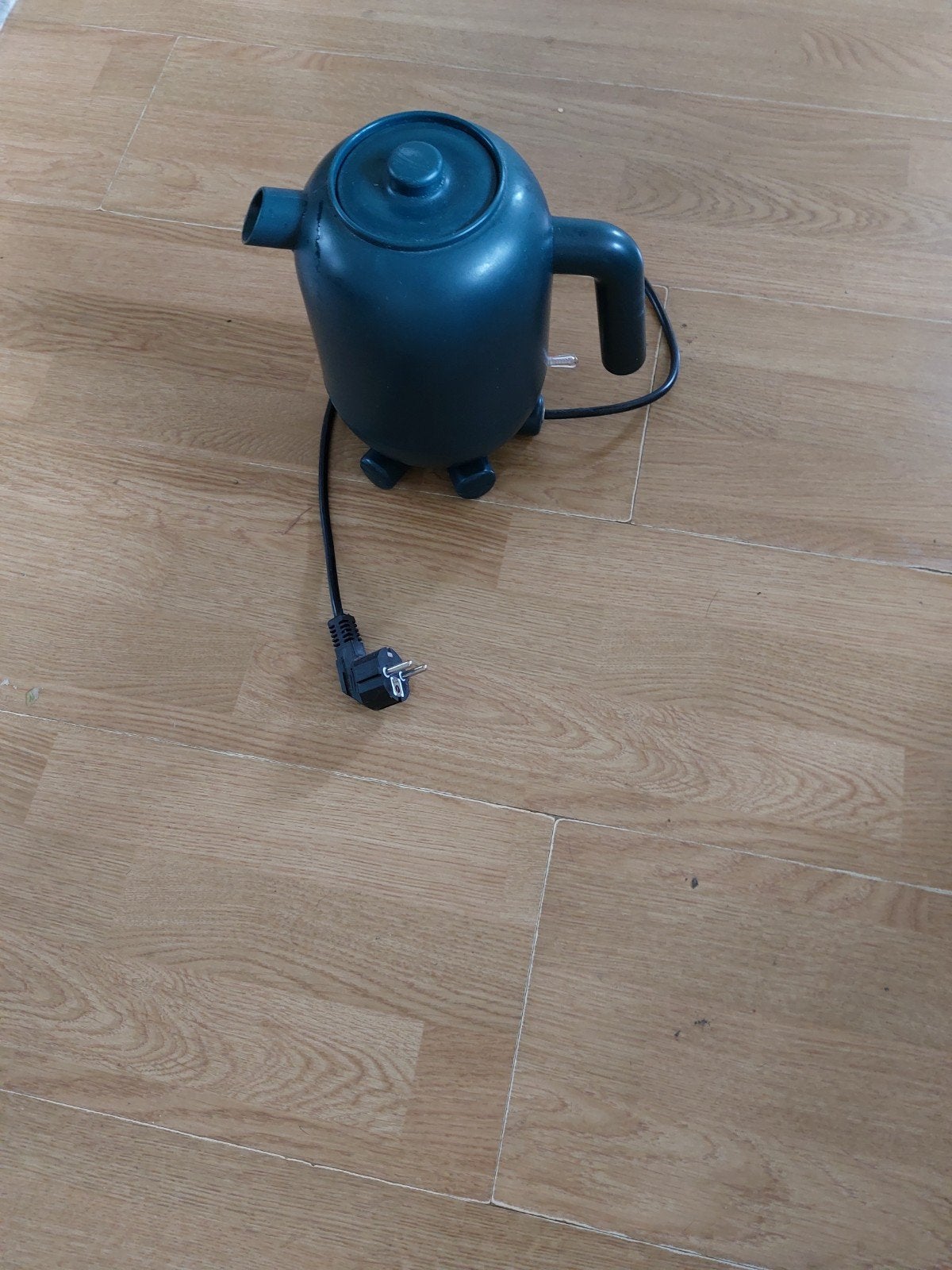 ketelbinkie waterkoker, Witgoed en Apparatuur, 1 tot 2 liter, Ophalen of Verzenden, Gebruikt