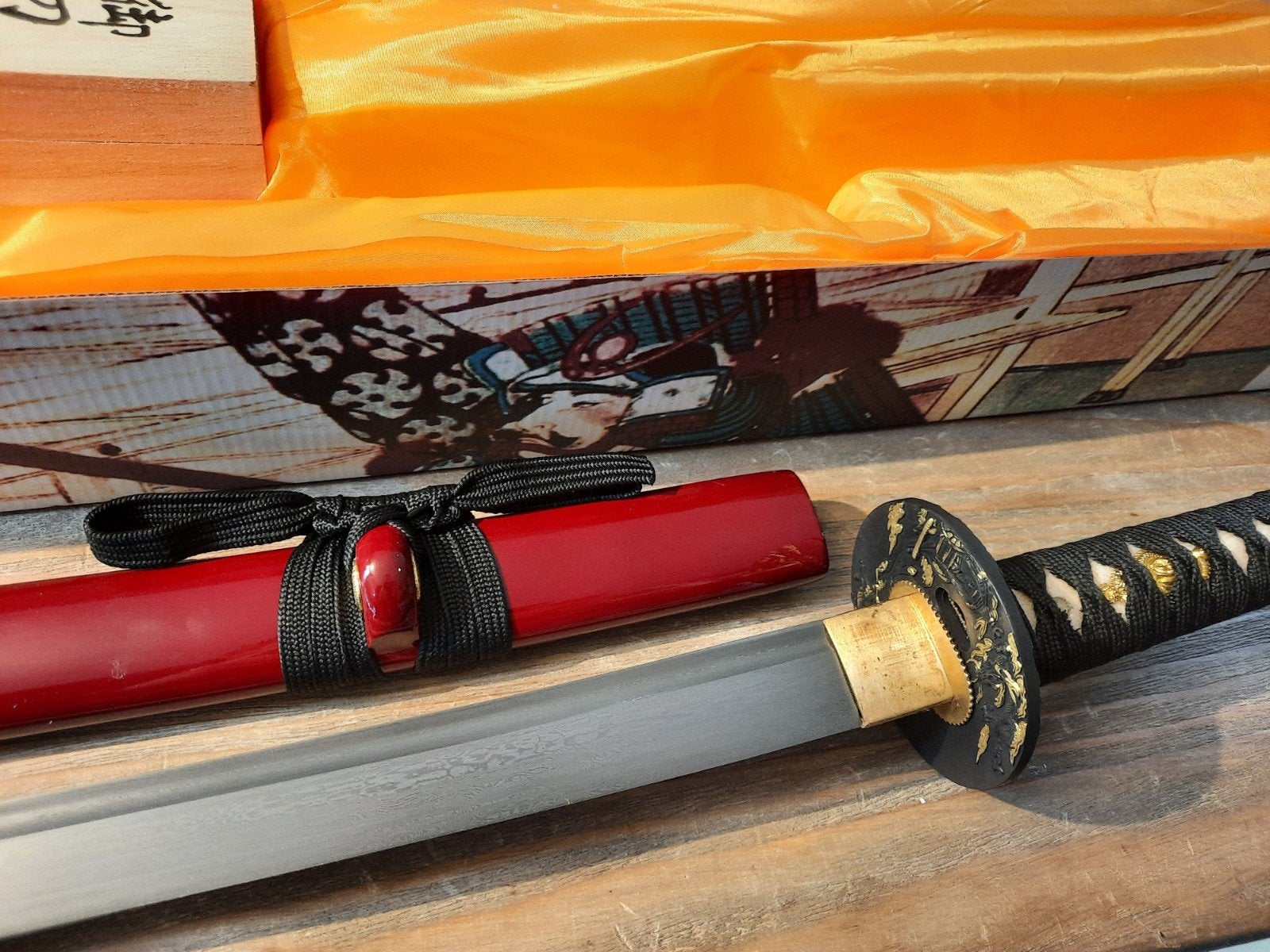 Scherp damast zwaard, samurai zwaarden, sabel, mes, dolk, Verzamelen, Militaria | Algemeen, Ophalen of Verzenden, Overige soorten