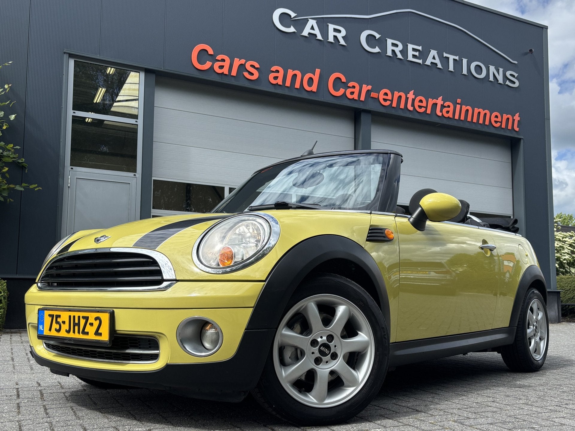 MINI Cabrio 1.6 Cooper Pepper NL-Auto NAP (bj 2009), Stof, 4 cilinders, Cabriolet, 4 stoelen