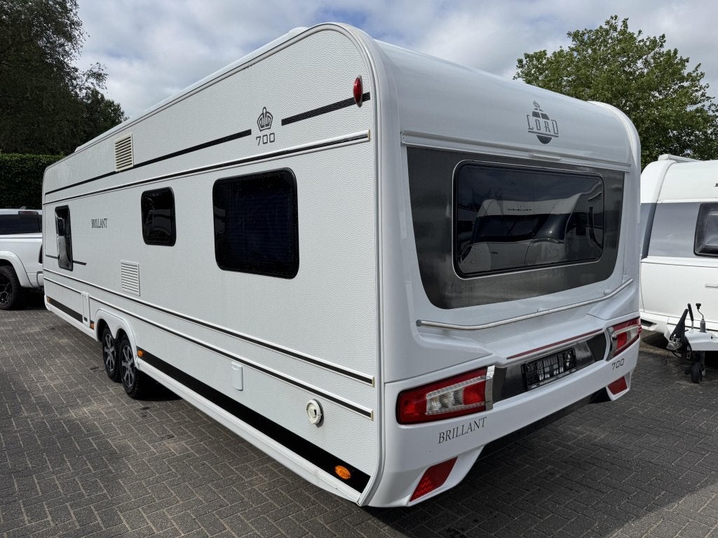 LORD Brillant 700 | 2022 | ALDE, 7 tot 8 meter, Bedrijf, Treinzit, Oven