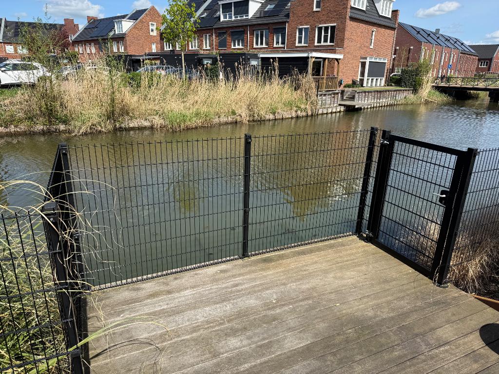 Dubbelstaafsmat hekwerk met poort, Ophalen, Met poort, Gebruikt, Dubbelstaafmat hekwerk