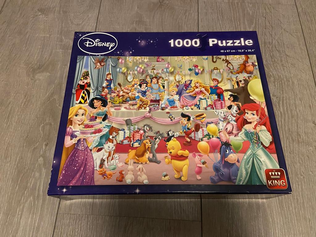 Disney puzzel - 1000 stukjes - aan tafel!, Hobby en Vrije tijd, Denksport en Puzzels, Ophalen of Verzenden, 500 t/m 1500 stukjes