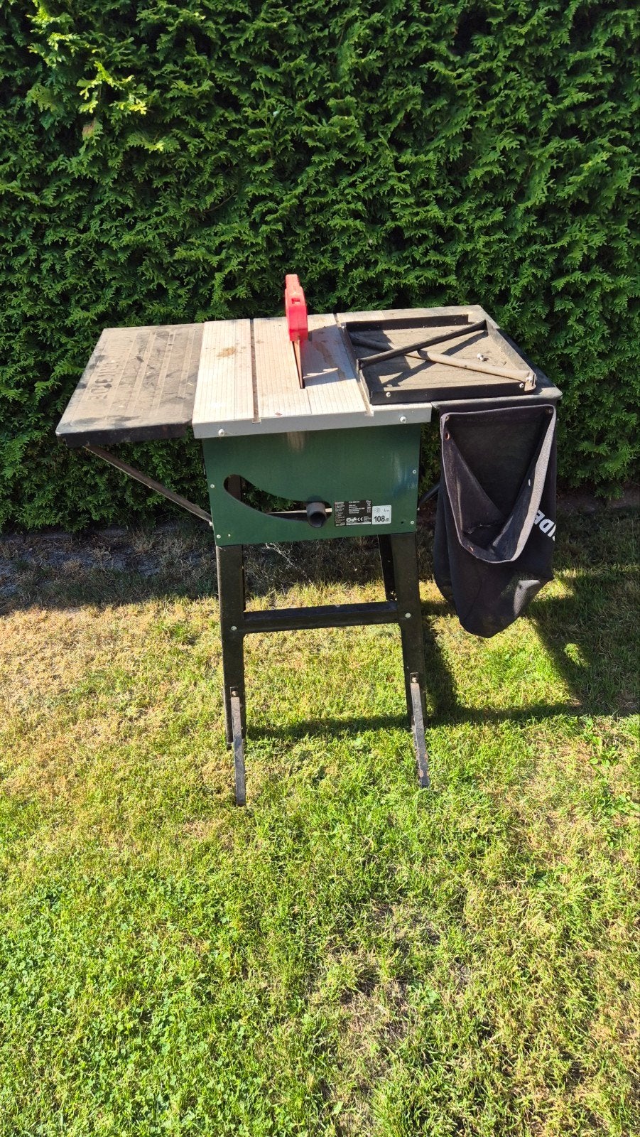 Zaagtafel, Ophalen