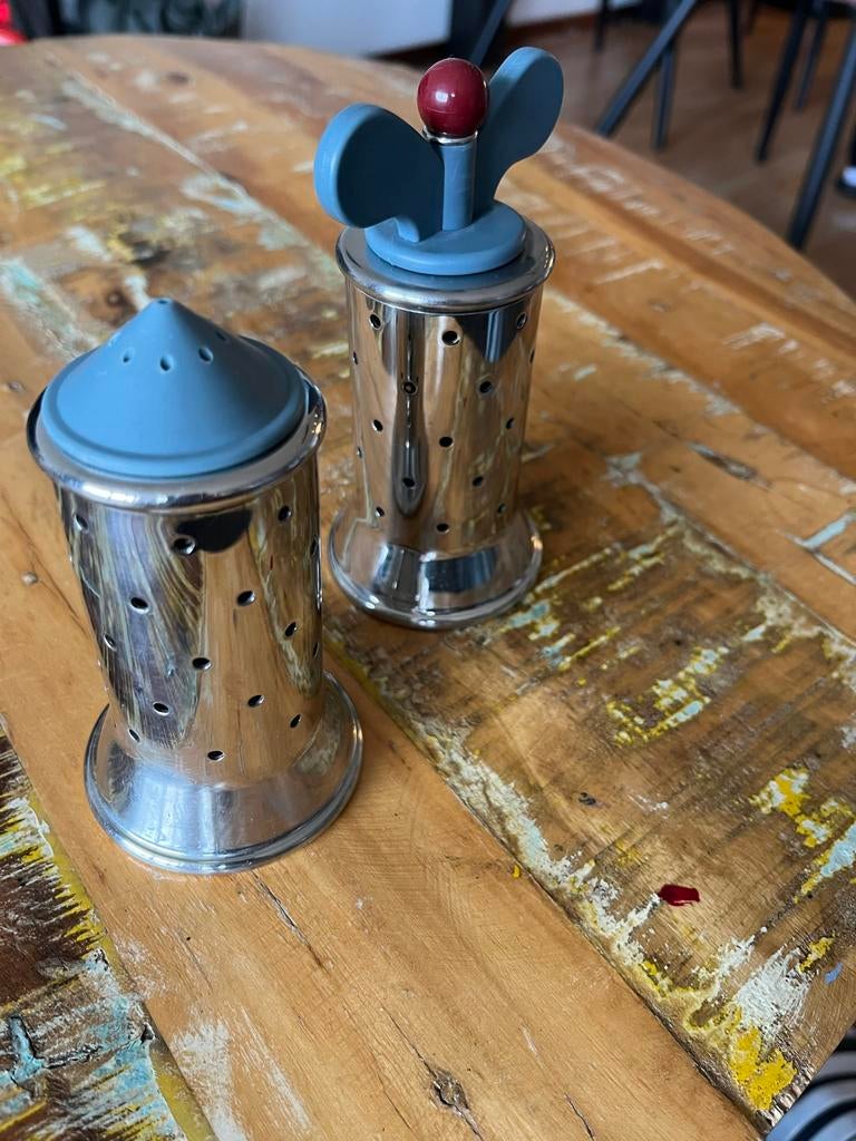 Alessi peper- en zoutstel, vintage design, Huis en Inrichting, Keuken | Keukenbenodigdheden, Zilver, Ophalen of Verzenden, Overige typen
