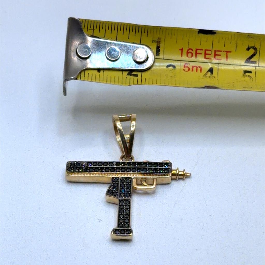 Gouden ketting met pistool hanger, zwart steentjes, Met hanger, Www.bredajuwelier.nl, Nieuw, Ophalen of Verzenden