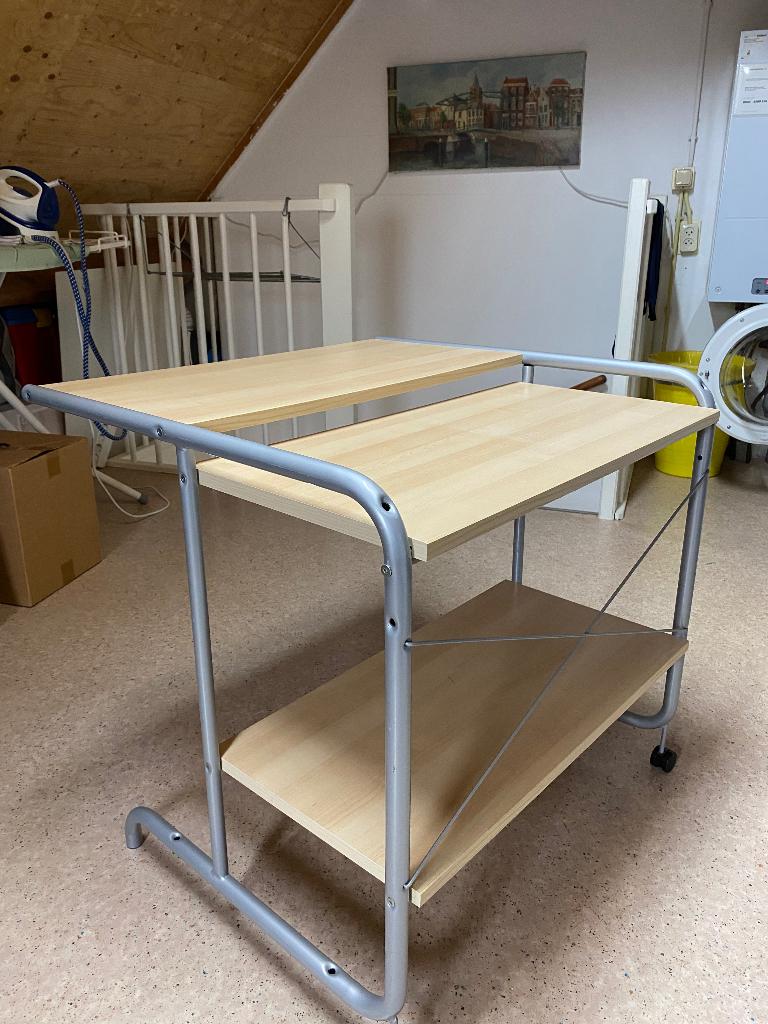 Computer tafel, Ophalen, Zo goed als nieuw, Computerbureau, Met wielen