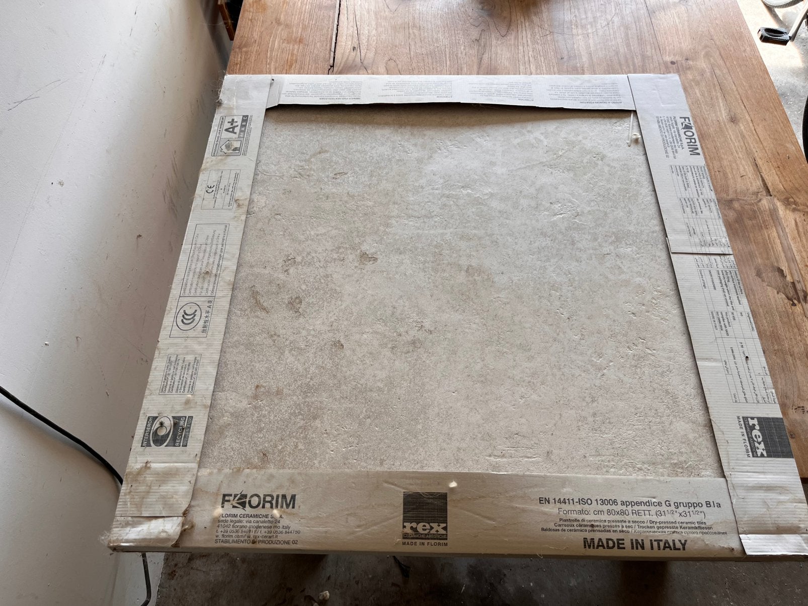 Tegels beige, Ophalen, 5 tot 10 m², Zo goed als nieuw, Vloertegels