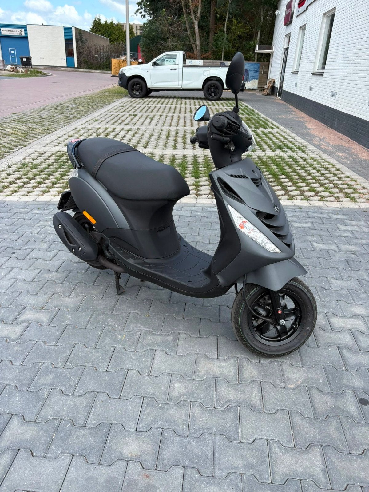 piaggio zip 2000 4t snor 25km, Ophalen, Zo goed als nieuw, Benzine, Zip