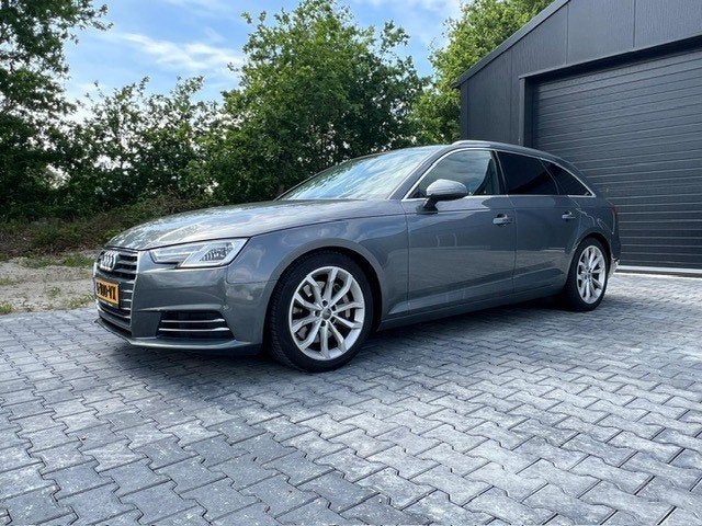 Audi A4 3.0 TDI 272pk INCL btw Tiptronic Quattro 2016 Grijs, Auto's, Audi, Bedrijf, A4, Diesel, F, Stationwagon, Automaat, Geïmporteerd