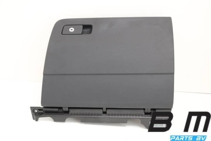Dashboardkastje VW Passat B8 3G1857097D, Gebruikt