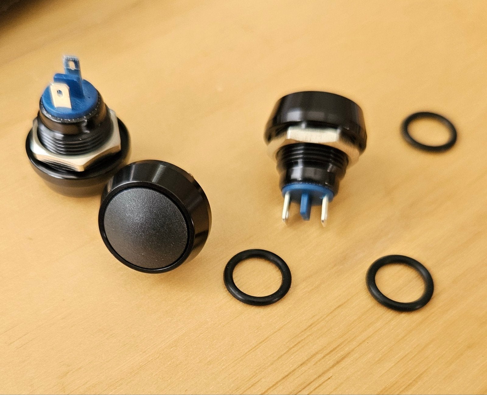 3 stuks 12mm Waterdichte Drukknopschakelaar Zwart, Ophalen, Nieuw, Overige merken, Schakelaar