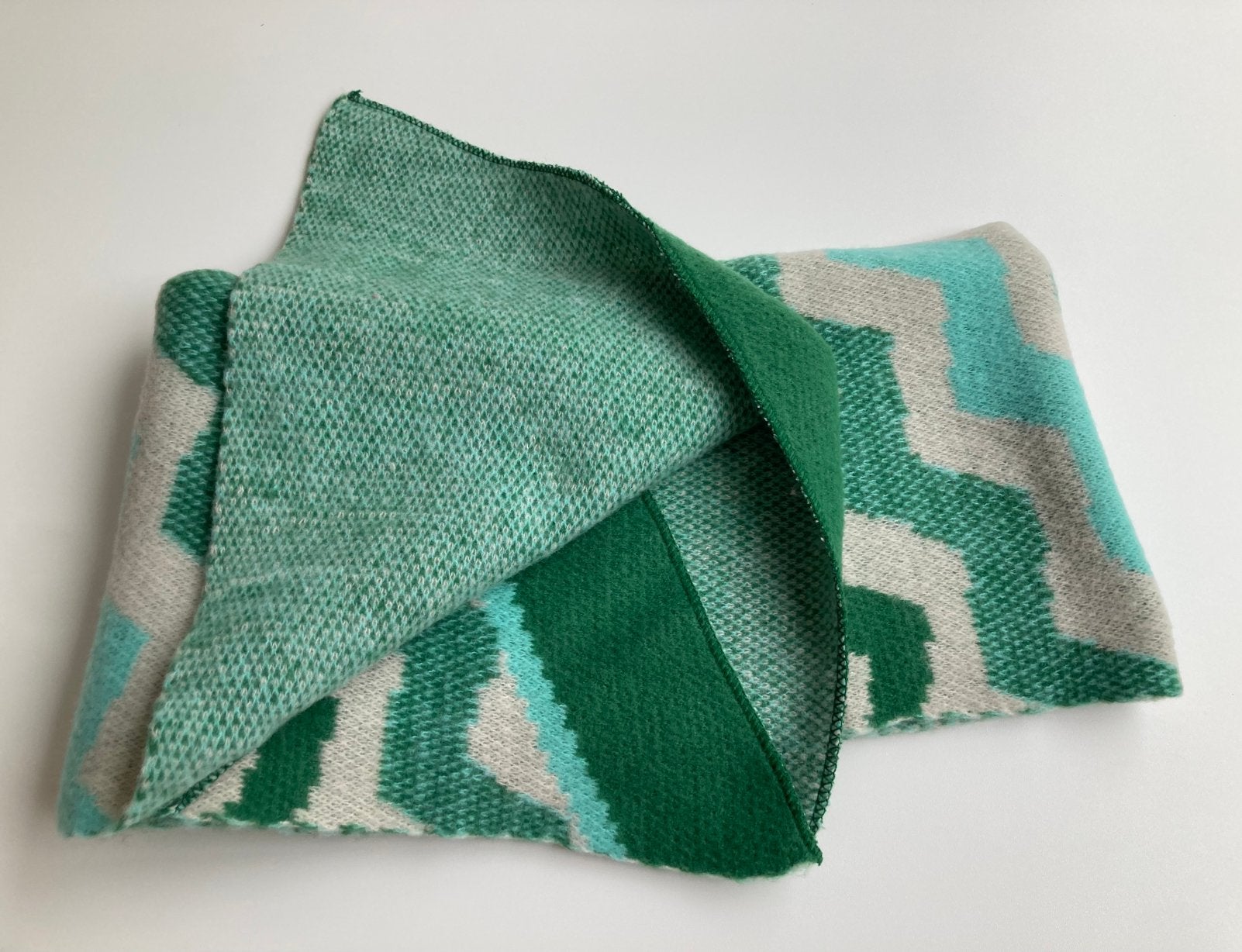 Sjaal, Kleding | Dames, Ophalen of Verzenden, Nieuw, Maat 42/44 (L), Sjaal