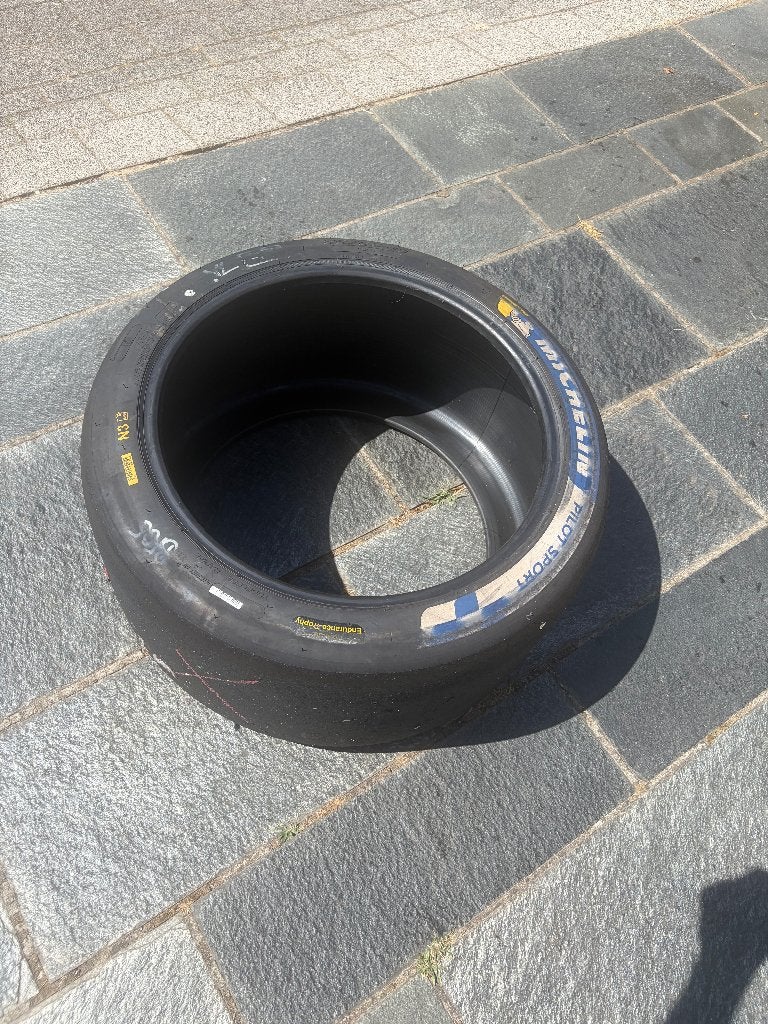 AUTORACEBAND SLICKS - GEBRUIKT - MAN CAVE, Auto diversen, Ophalen, Gebruikt