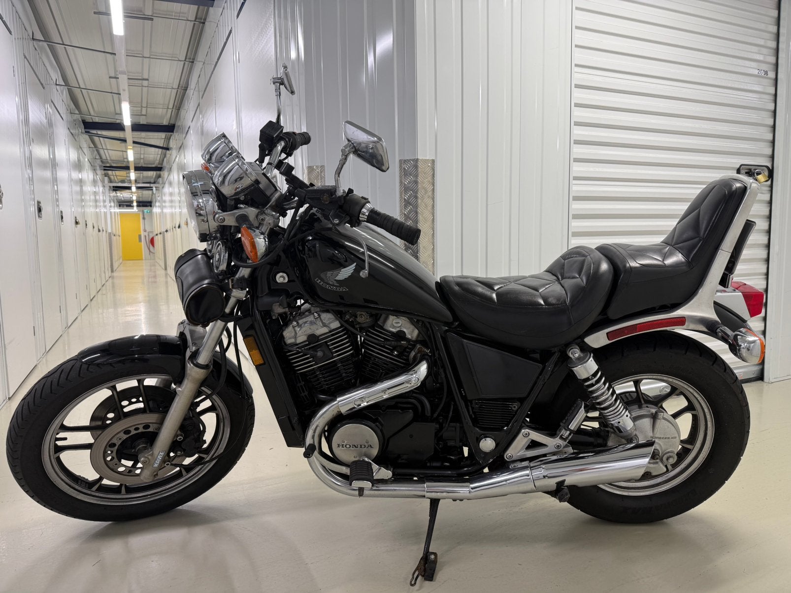 Honda Shadow VT700C uit 1984, Particulier, Chopper