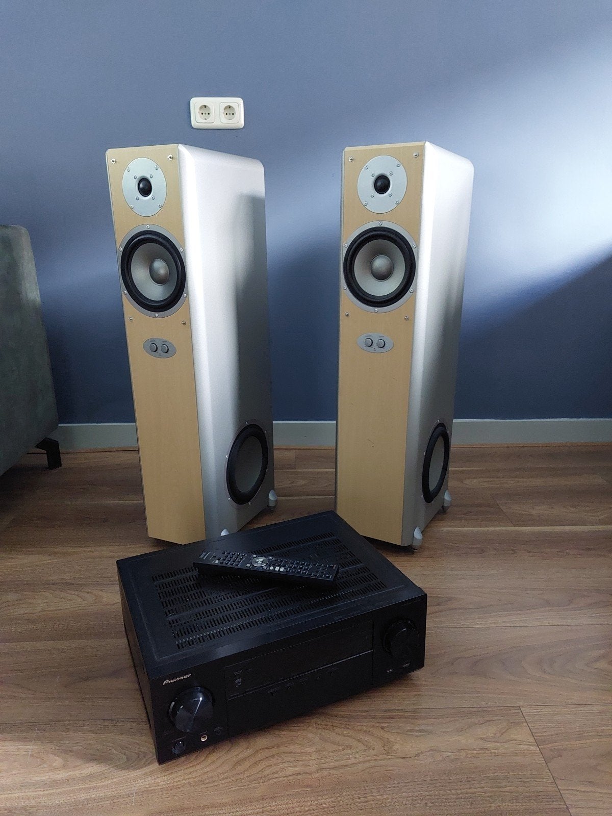Eltax zuilen / torenspeakers - pioneer Receiver, Audio, Tv en Foto, Home Cinema-sets, Ophalen, 70 watt of meer, Zo goed als nieuw