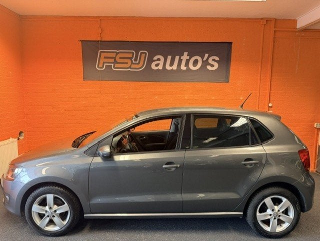 Volkswagen Polo 1.2 TSI / 5 DEURS / HIGHLINE / AIRCO!, Auto's, Voorwielaandrijving, Euro 5, Stof, Zwart